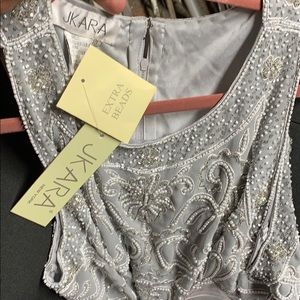 New J Kara women’s scallop long beaded dress